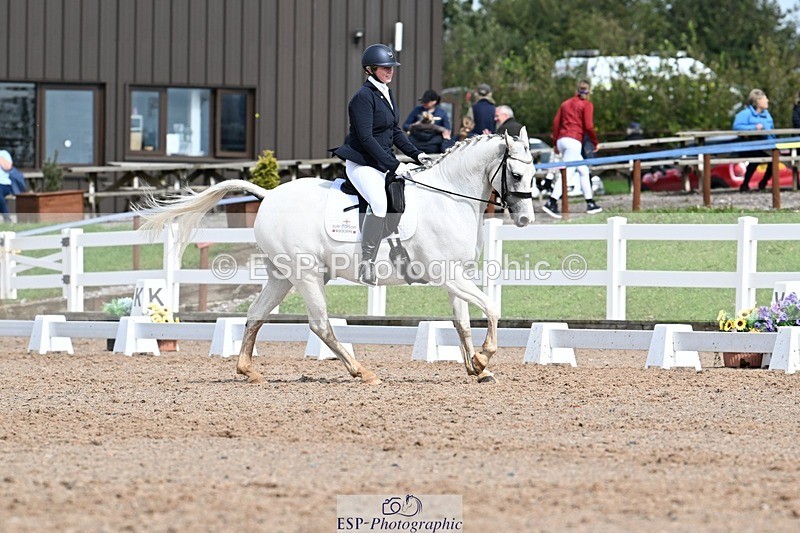 250907-132712-10140 - 065-Jessica.PerrySilver.Secret