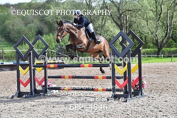 BPP_4846 - SUN CLASS 25 Senior Newcomers/ 1.10m Open