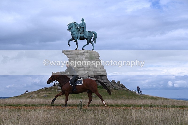 DSC_7802 - Time at Statue 13:16 to 13:52