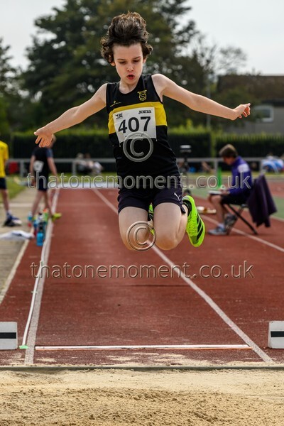 Age25SUN-919933 - Field Male