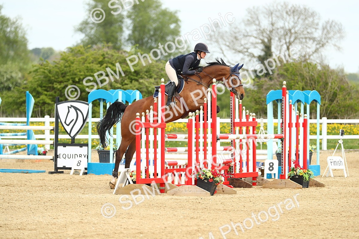 SBM_001090 - Class 4 - Senior Newcomers 1.10m