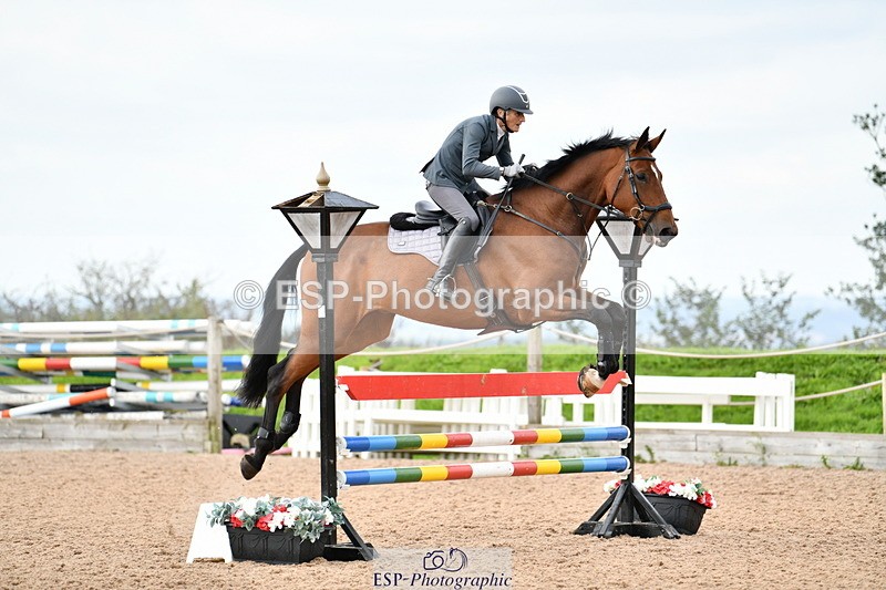 240915A-112929-09709 - Cls 27 Snr 1.05m & 1.10m GP