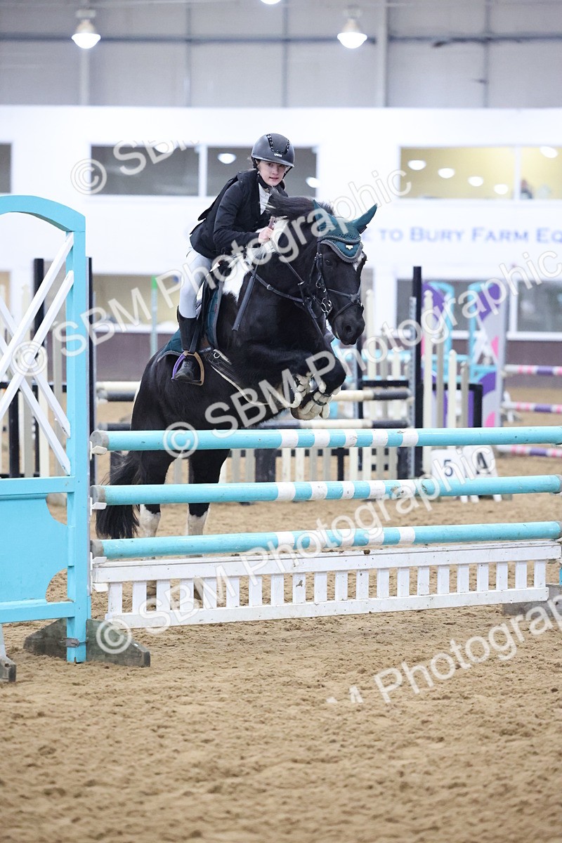 SBM_003355 - Class 11 - Blue Chip Pony Newcomers - 1.00m Open