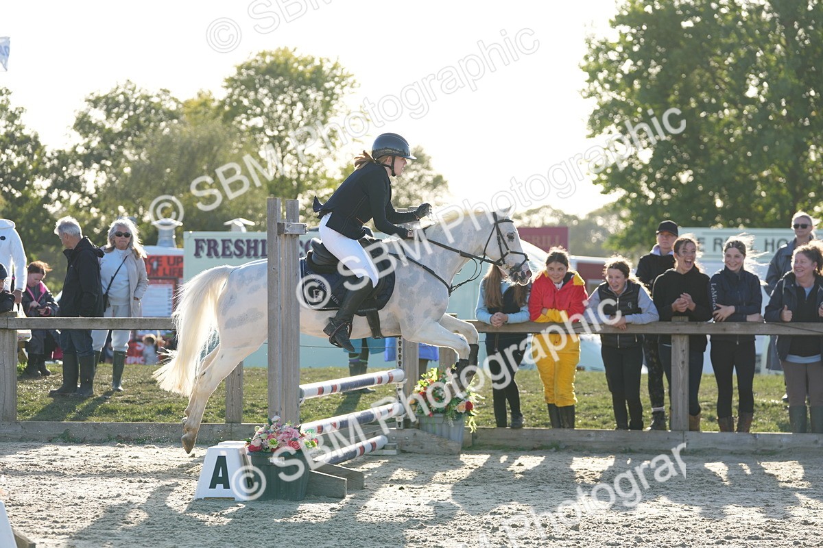 SBM_53824 - J8 - Junior Pony 65cm Championship