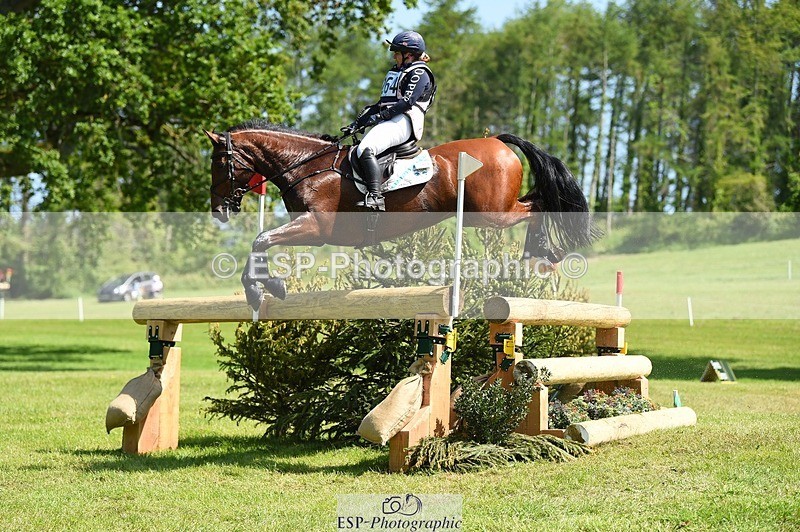 230527-105920-09061 - 264-BALLADEER_JUST_FOR_KICKS-Ellie_Healy-XC