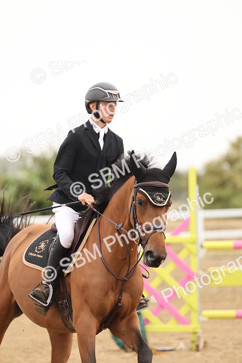 SBM_024086 - Class 6 - Senior Newcomers 1.10m