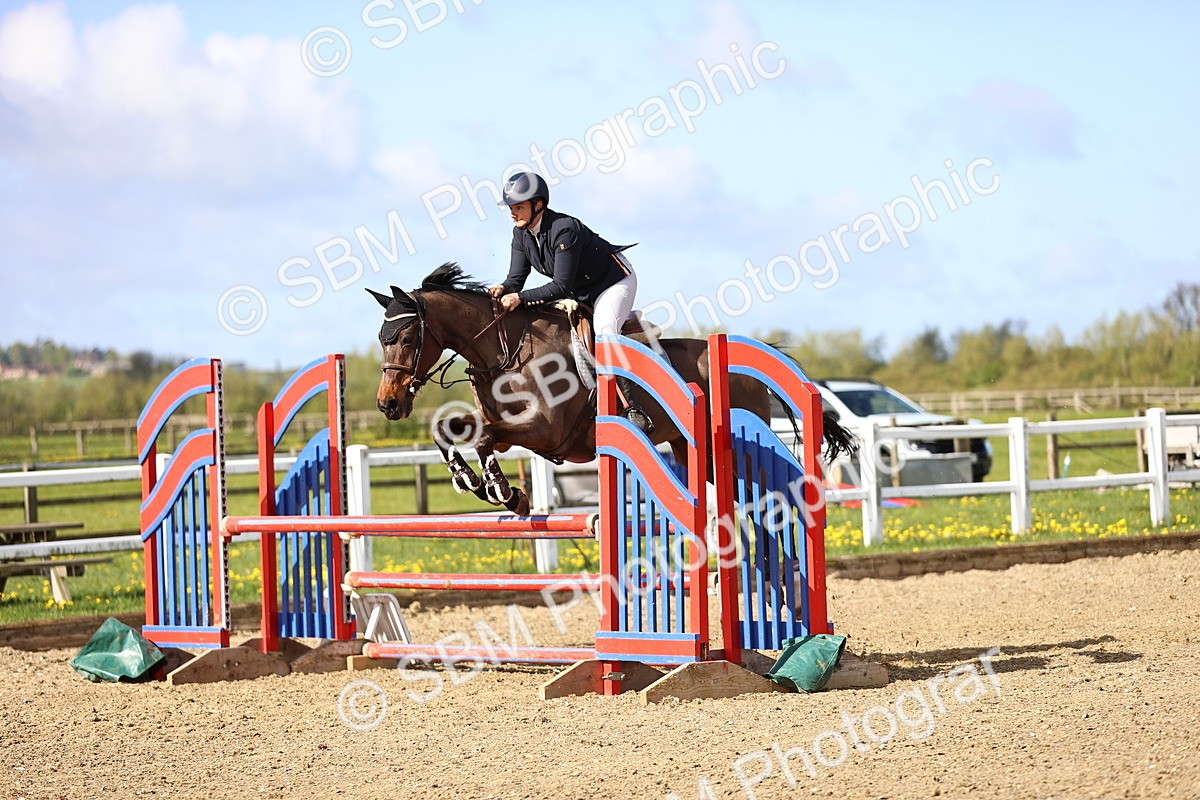 SBM_003022 - Class 15 - Senior British Novice - 90cm
