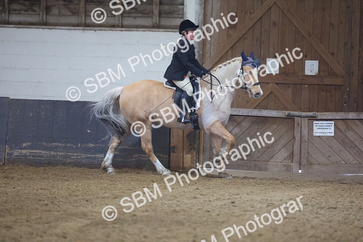 SBM_003111 - Class 9-10 - MQ U21 Open Novice 1