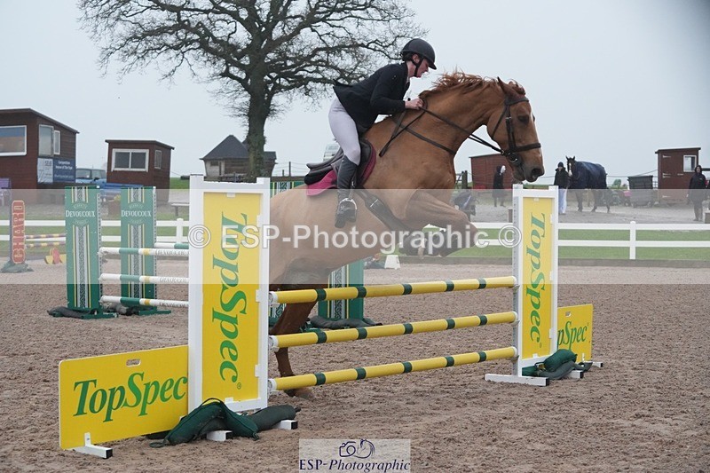 251207-093300-01454 - Cls 16 Blue Chip Winter Qualifier and 90cm