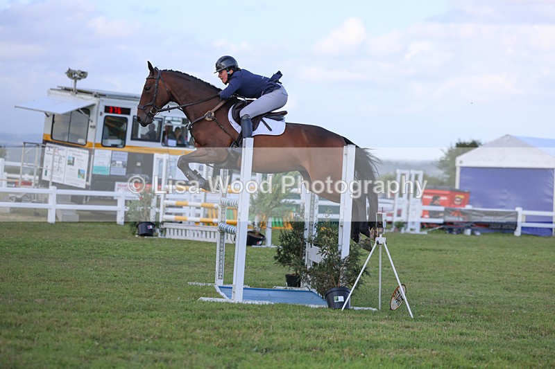 3E7A4822 - Class C1: Showjumping Senior Newcomers/1.10m open