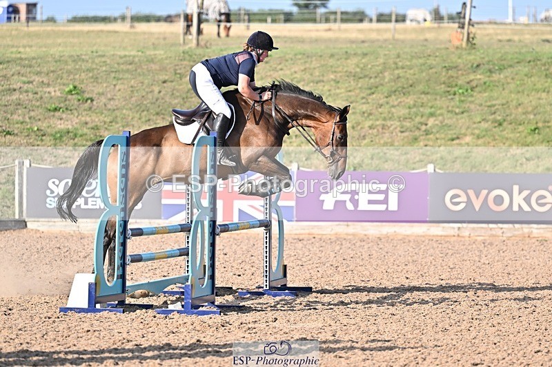 250812-182010-00435 - 90cm