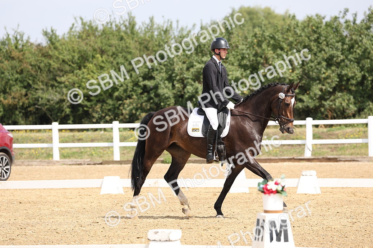 SBM_005888 - Class 6 - Novice 6 - 10.26-11.29