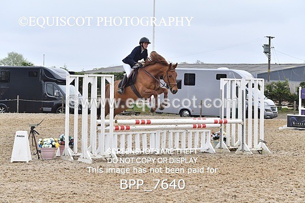 BPP_7640 - CLASS 14 SAT Senior BritiNovice/ 90cm Open