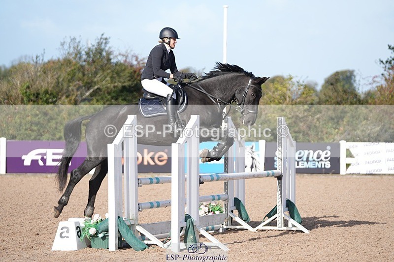 251004-103556-01803 - Cls 15 British Novice and 90cm Open