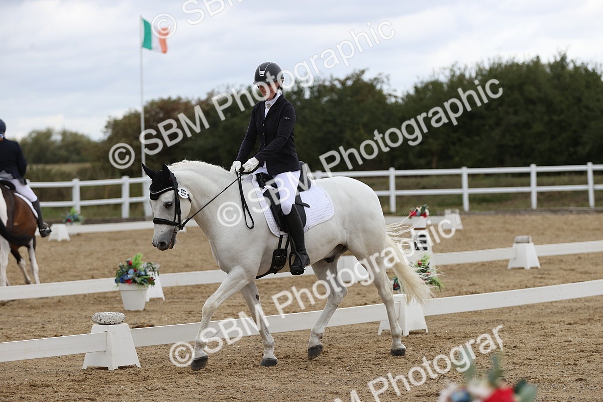 SBM_003992 - Class 9 - Novice 3 Champs