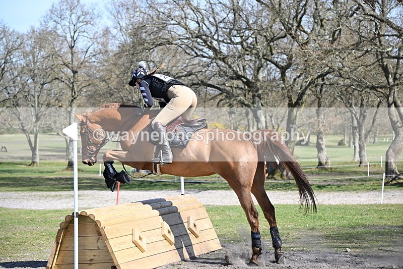 WJ6_2624 - Time 11:00 to 11:24