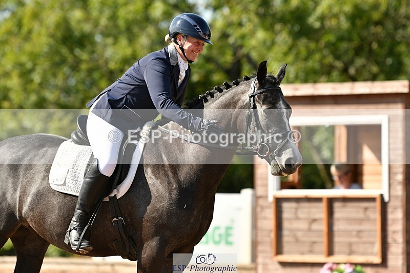 250817-160634-11475 - 206-Mel.NorthwoodBarnridge.Flying.Solo