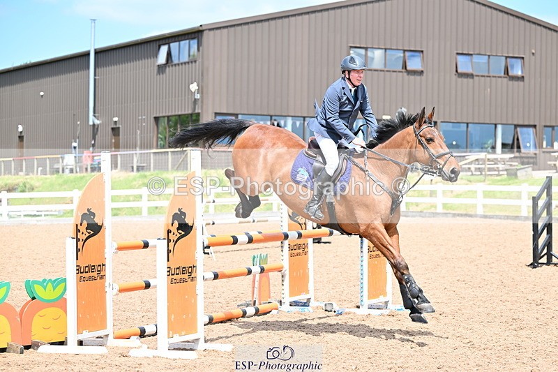 240605A-142107-00709 - Cls 4 Newcomers and 1.10m Open