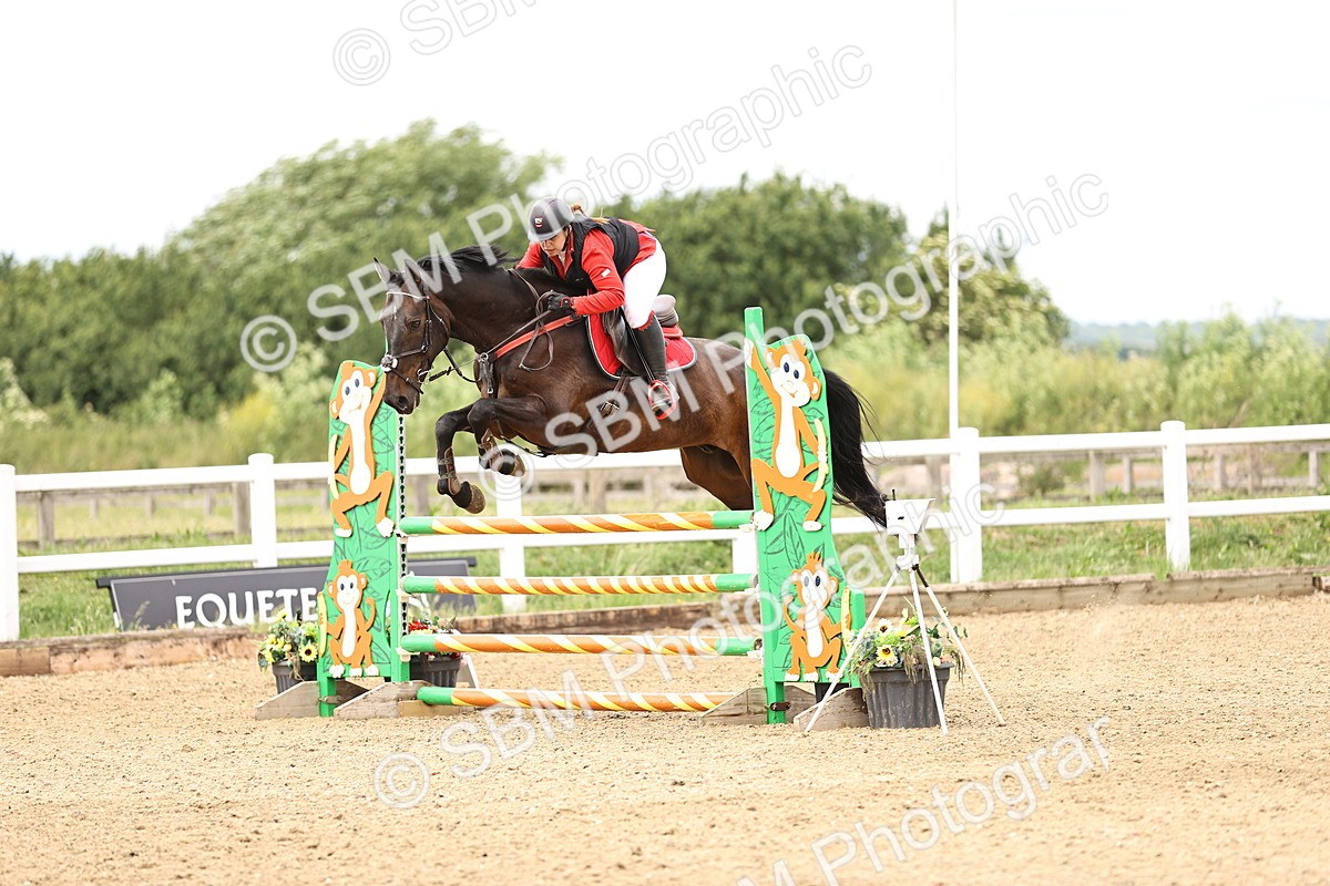 SBM_007214 - Class 18 - Senior 1.05m