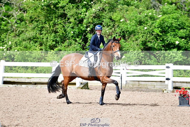 240526A-094930-07176 - Cls 32 British Novice and 90cm Open