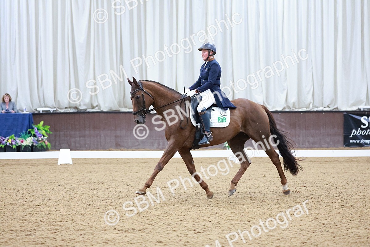 SBM_021145 - Class 14 - FEI Grand Prix - 17.40-18.34