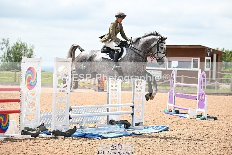 250611-134251-00695 - Cls 6 Snr Foxhunter & 1.20m Open