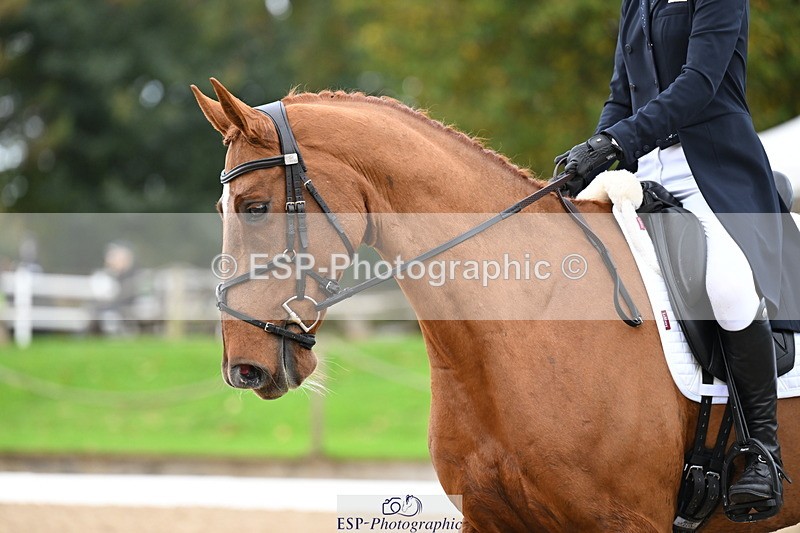 251023A-100759-01435 - B-127-Jessica.McCaldin