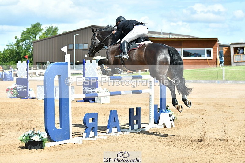 230720A-105735-02025 - Cls 5, 2 Star Medium 1.35m