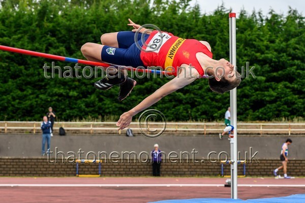 Sen25SUN-915649 - Field Male