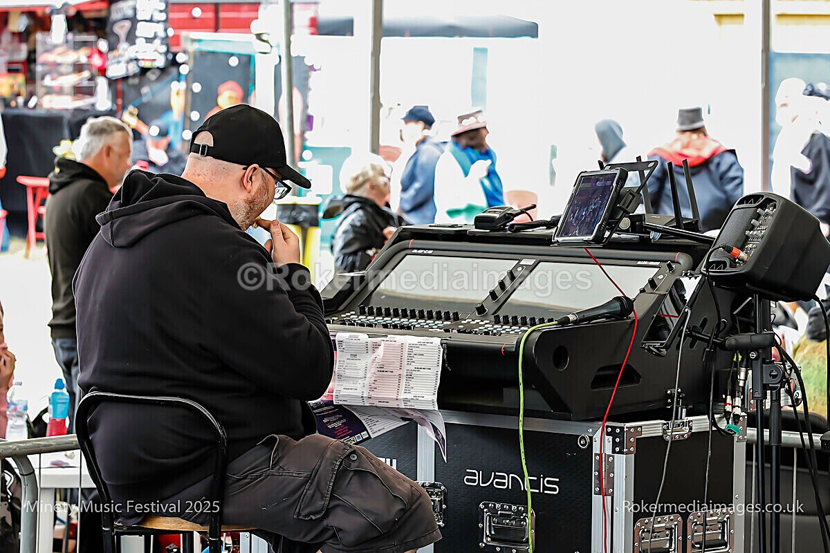 SATURDAY-85 - MINETY 2025