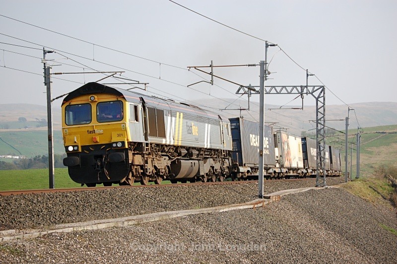 JL - 21.4.11 66301 4S44 Daventry - Coatbridge, Greenholme - West Coast Main Line (north to south)