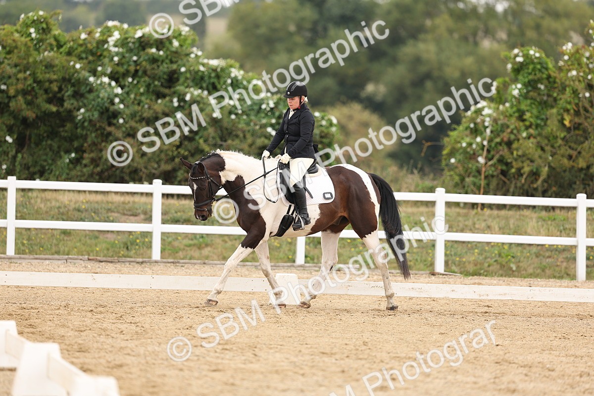 SBM_01790 - Class 9 - Novice 27 Champs