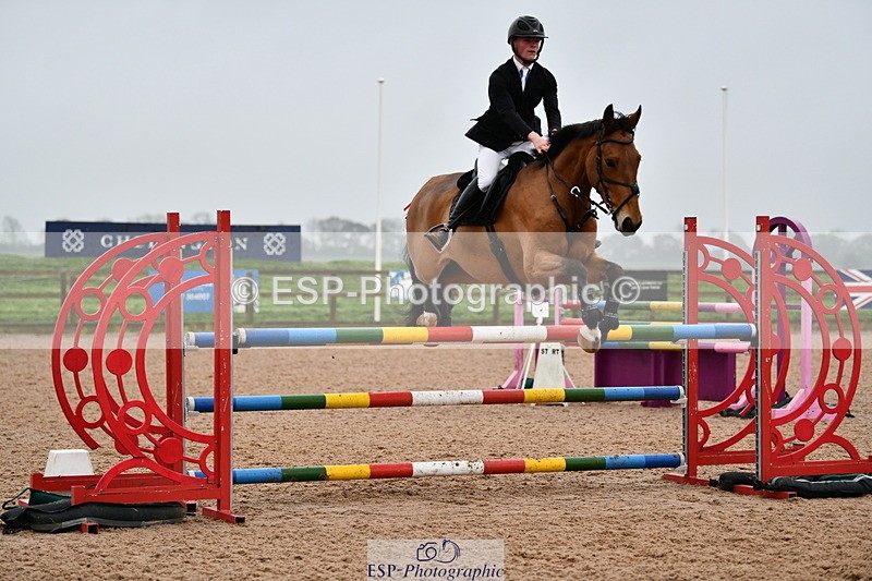 241102A-153058-06200 - SAT Cls 12 1.15m Members Cup