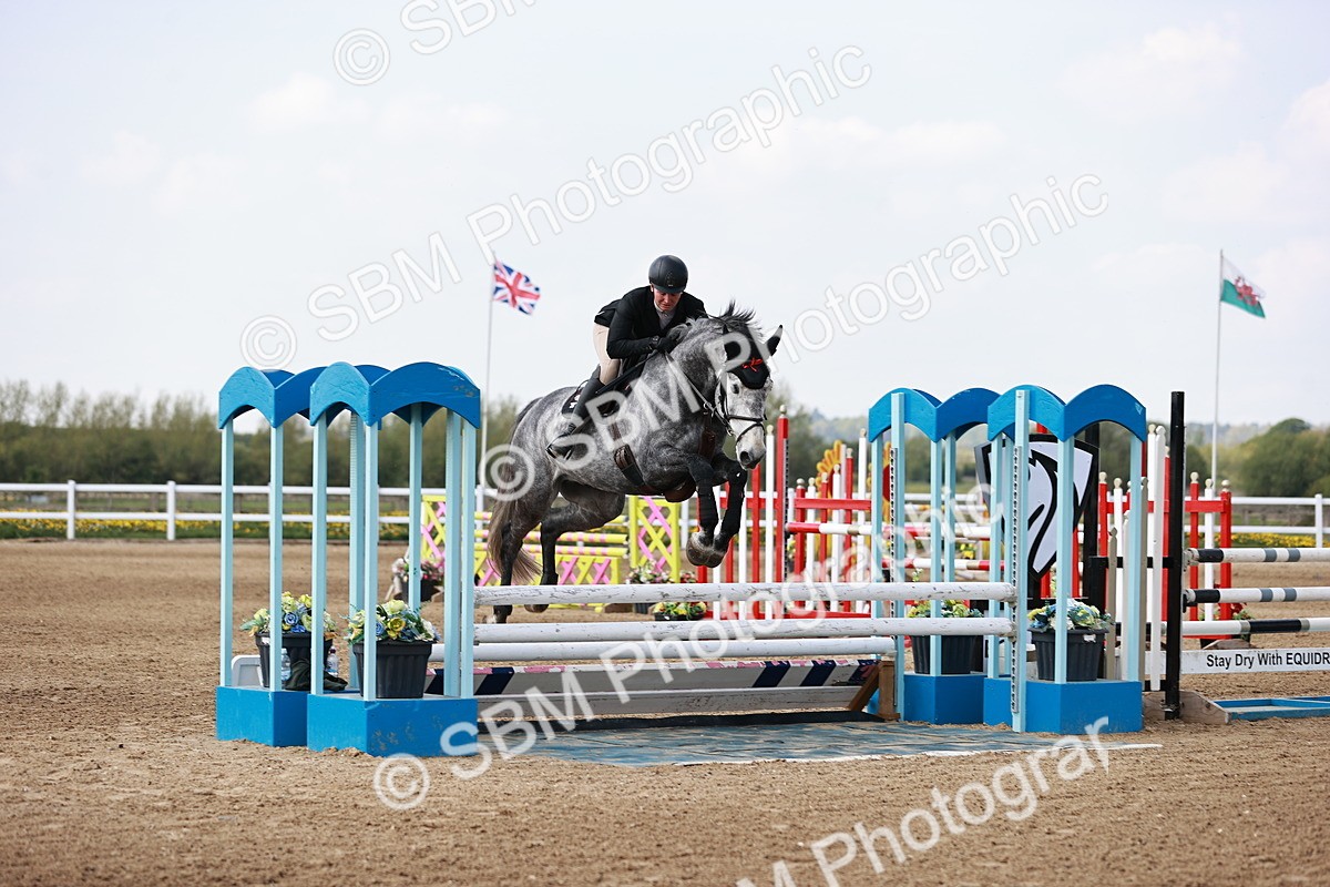  - Class 24 - Senior Newcomers - 1.10m