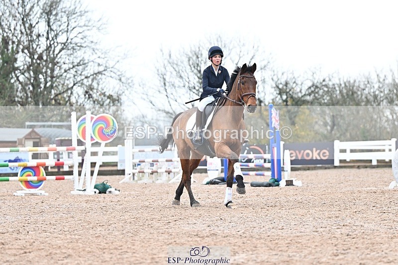 251115-134930-00949 - Cls 16-18 Children on Horses