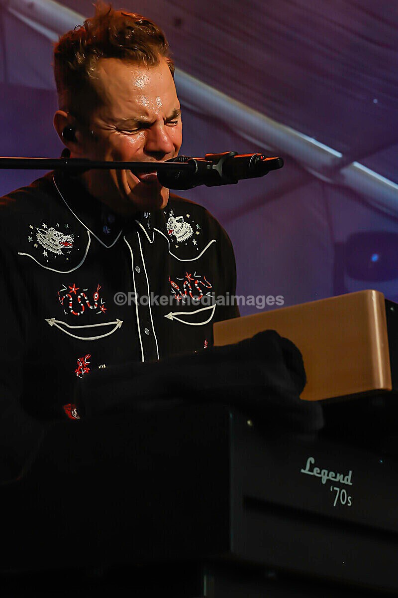 Sunday-408 - MINETY 2025