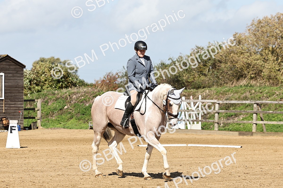 SBM_001014 - Class 46 - Novice 1 Combined Training