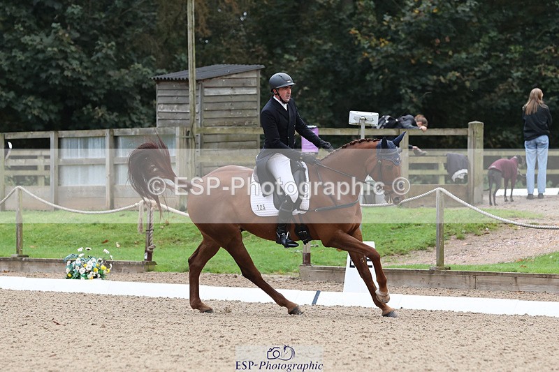 241024-092231-01069 - 125-Alan.Nolan-SIDNEY.MOON