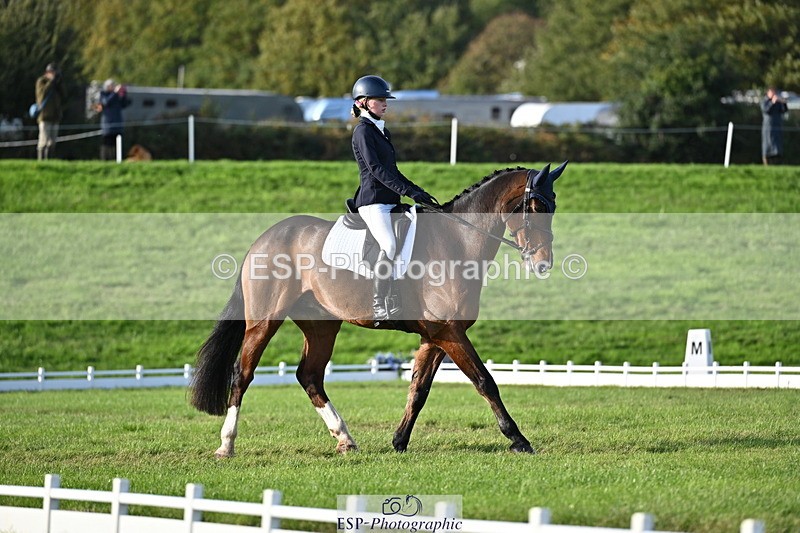 251024A-152945-14058 - E-398-Fenella.Redvers