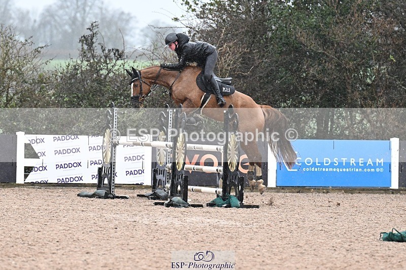 251205-123725-00507 - Cls 7 Snr Newcomers and 1.10m