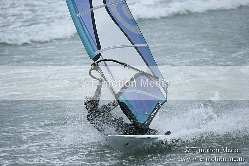 WS 150913-186 - Windsurfing