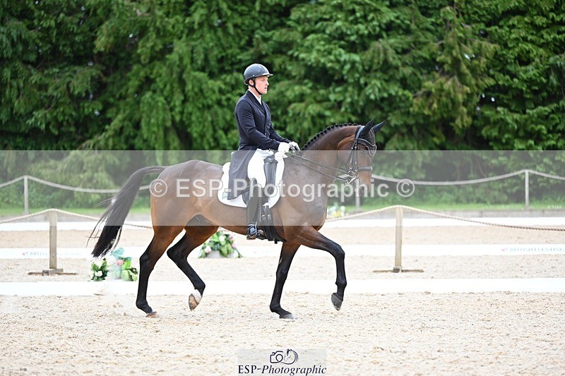 240524-172727-11027 - 552-COUNT_ONYX-Aaron_Millar