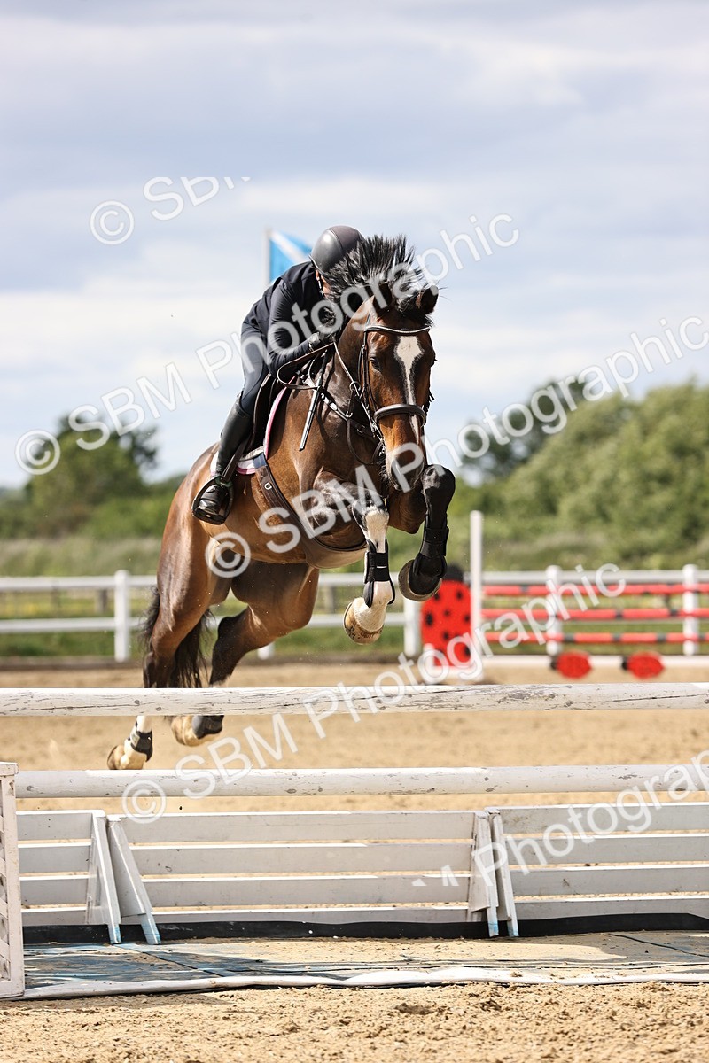 SBM_003592 - Class 12 - Senior Open - 1.15m