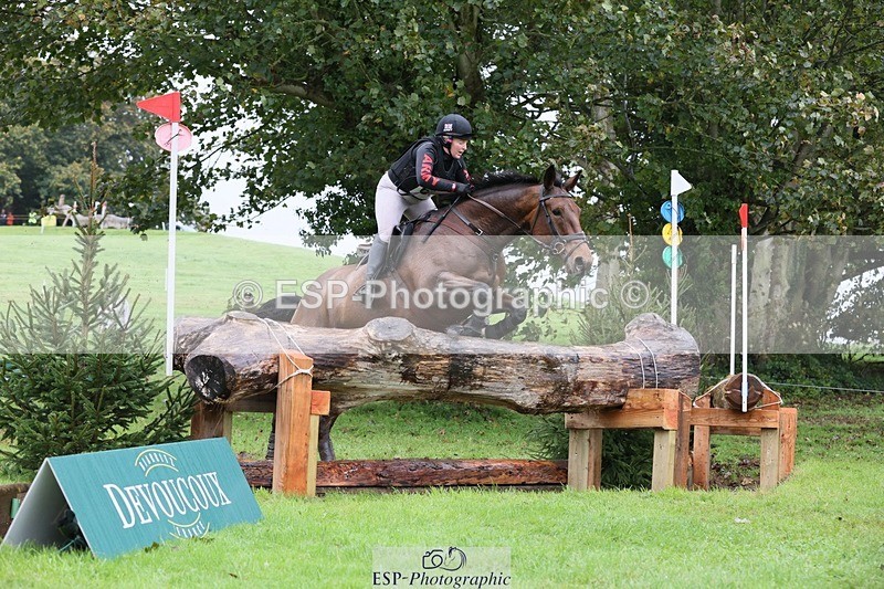 231021-103711-13993 - 634-PEMBROKE.MASTER.PIECE-Joanna.Dunn-SC+XC