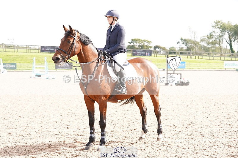 241004A-121016-00423 - Fri 02 Snr 1.05m Open