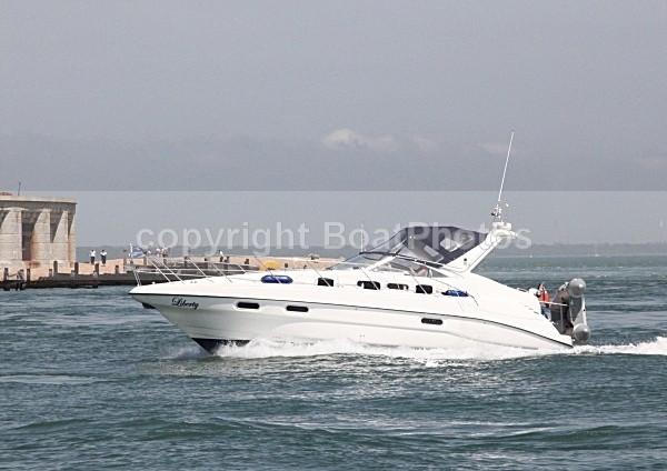 090525 LIBERTY IMG_3832 - Motorboats - Open
