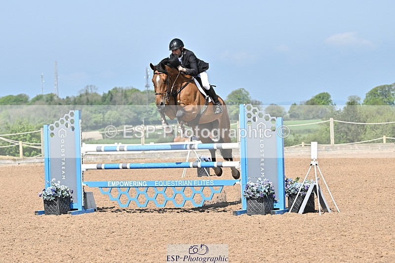 240509A-104722-00988 - Cls 8 Foxhunter