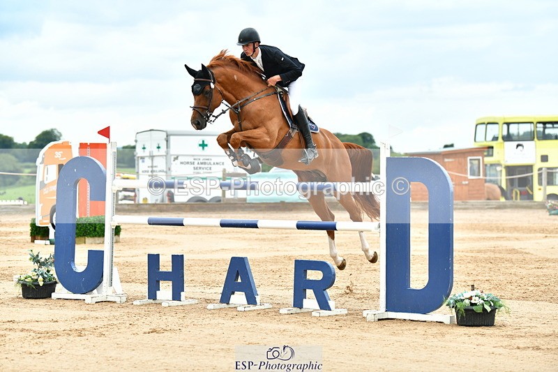 230720A-145905-03647 - Cls 9, 2 Star Big 1.40m Start to break