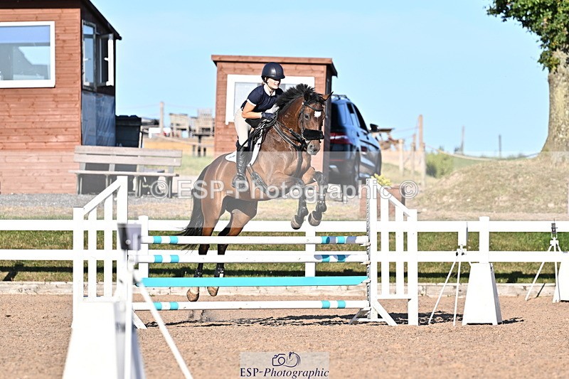 250708A-190817-00743 - 100cm Classes