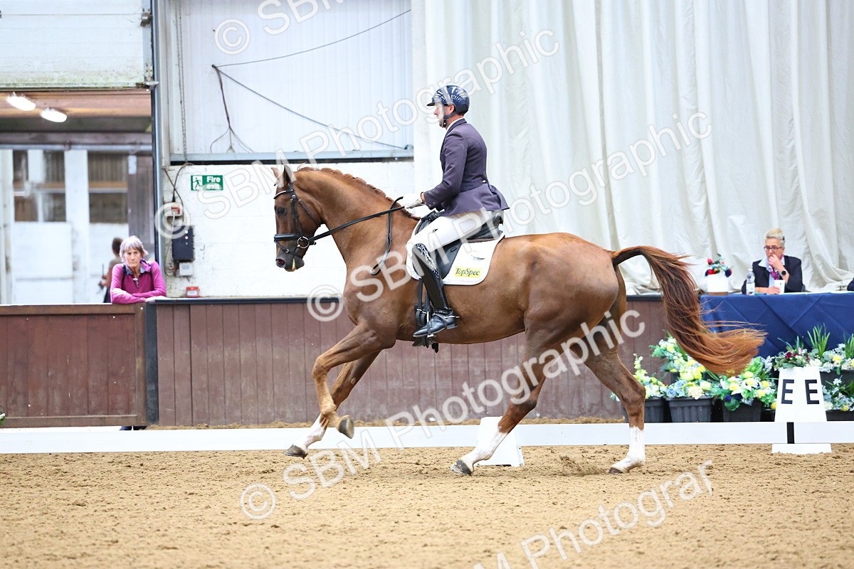 SBM_006546 - Class 5 - novice 6 - 12.04-13.07